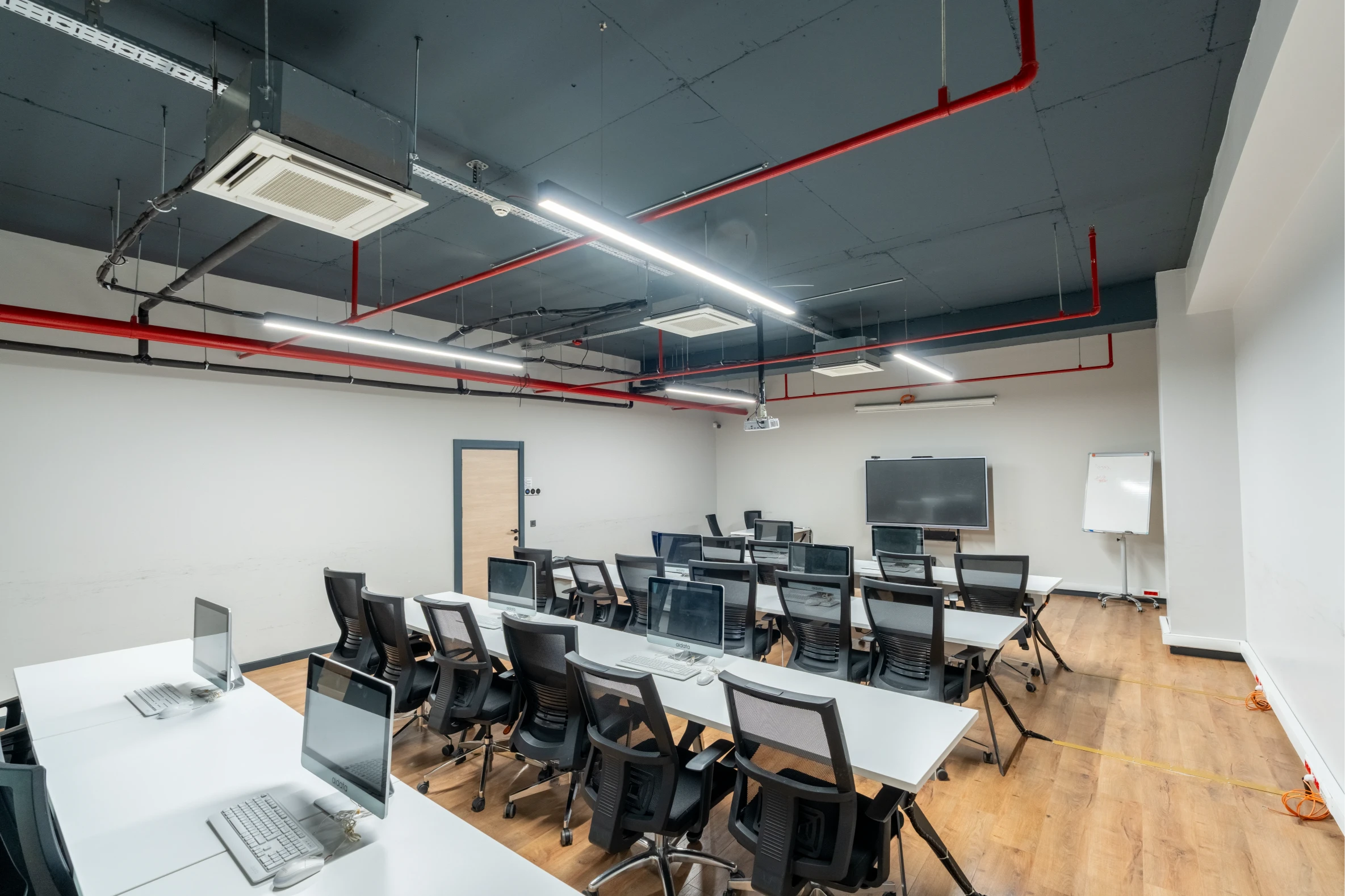 Ankara'da CX Operasyonel Alan Kiralama